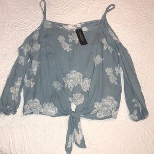 Spring time cold shoulder top with front tie!